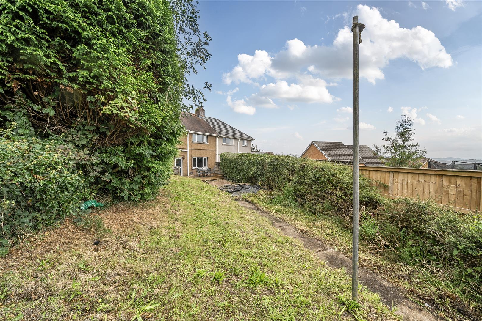 Heol Dewi Sant, Penllergaer, Swansea